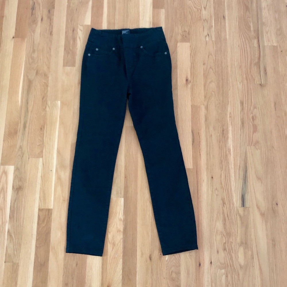 Tribal Pull On Jeans in Black Size 4